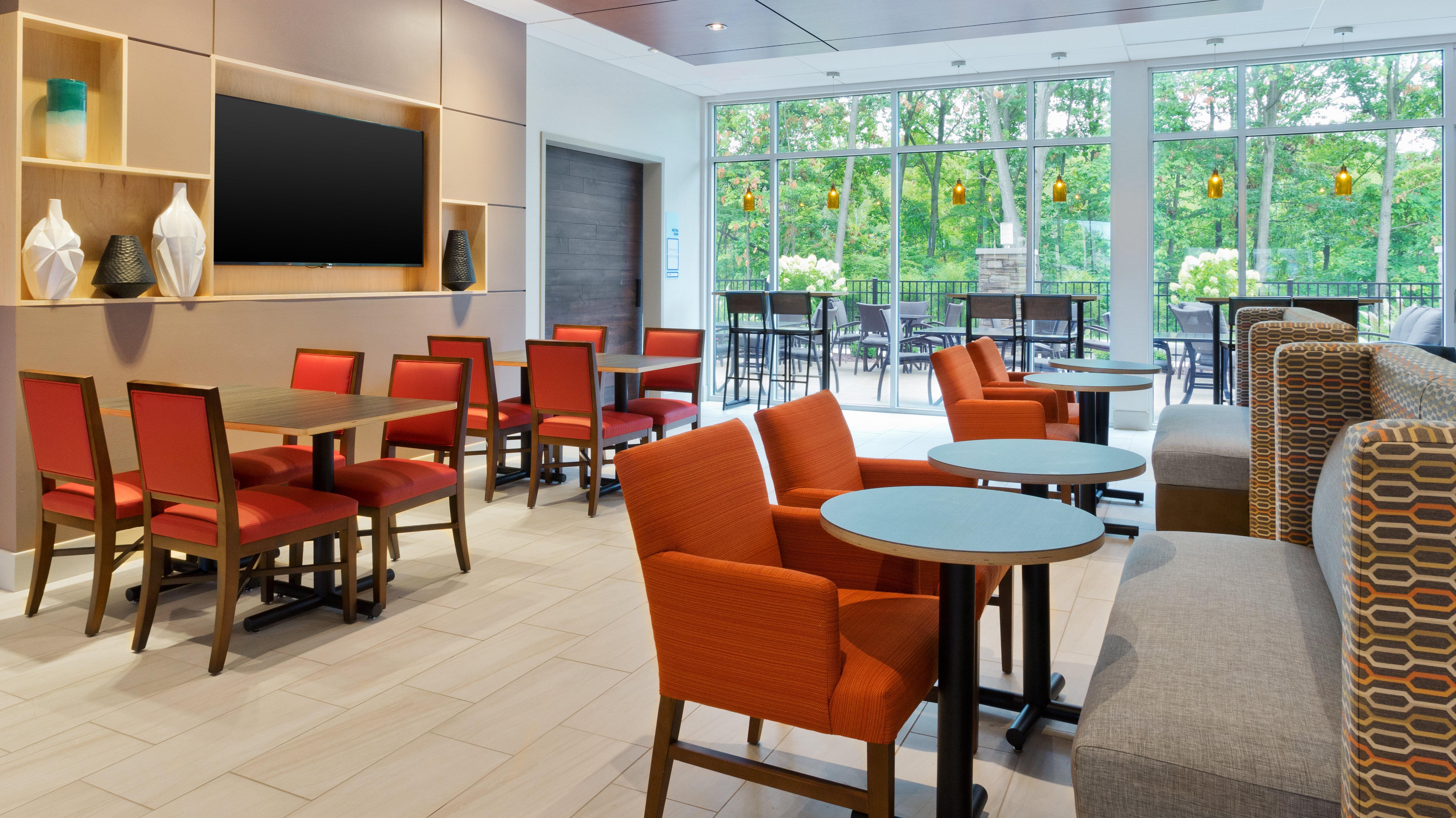 Holiday Inn Express & Suites Medina By Ihg Exteriör bild