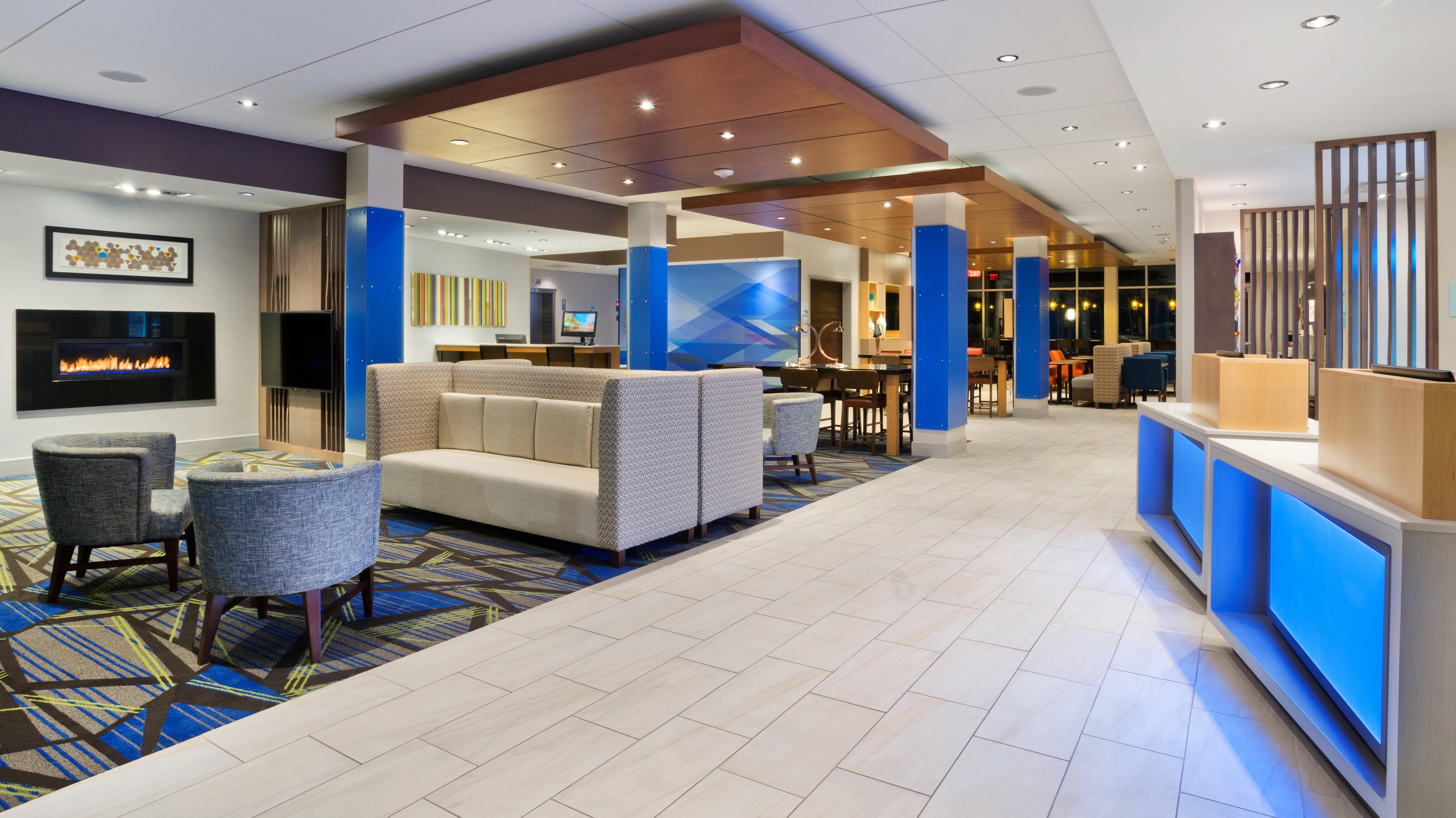 Holiday Inn Express & Suites Medina By Ihg Exteriör bild